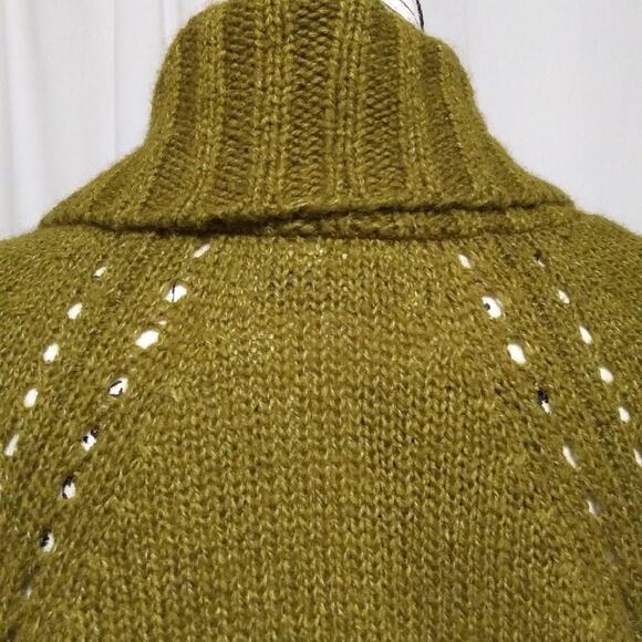 Old Navy Short Sleeve Cardigan Sweater Vest Olive Wool Sz Small Preppy Academia - Picture 7 of 12